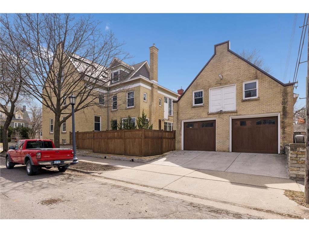 1900 Dupont Avenue S Minneapolis MN 55403 7037590 image63