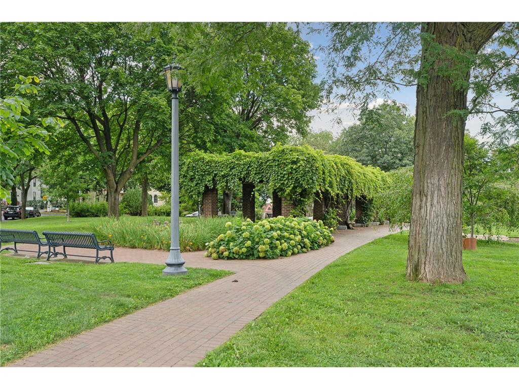 1900 Dupont Avenue S Minneapolis MN 55403 7037590 image64