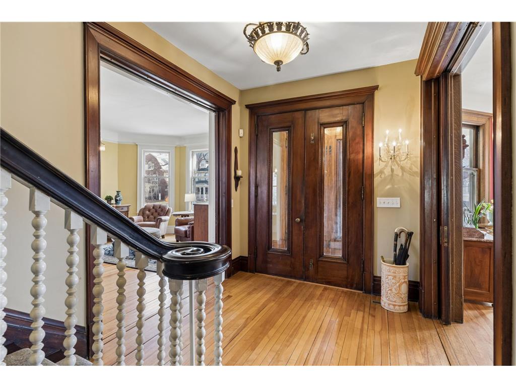 1900 Dupont Avenue S Minneapolis MN 55403 7037590 image7