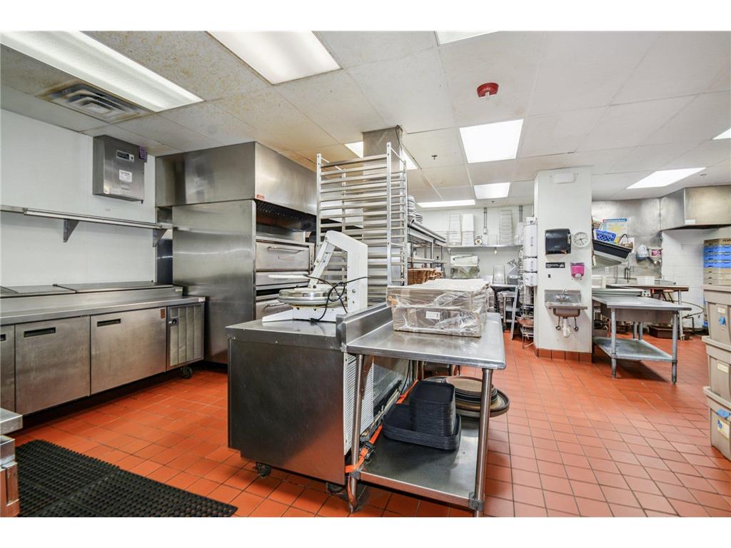 1900 Marshall Street NE Minneapolis MN 55415 - Mississippi 7001191 image17