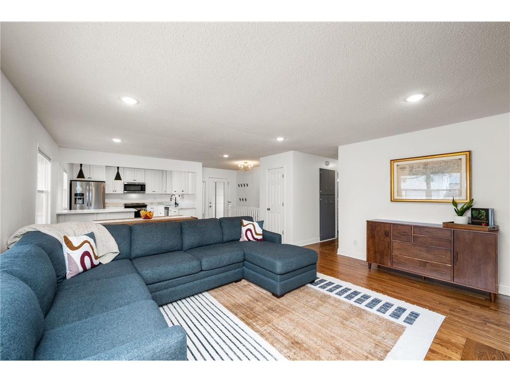 1900 Maryland Avenue N Golden Valley MN 55427 7054286 image12