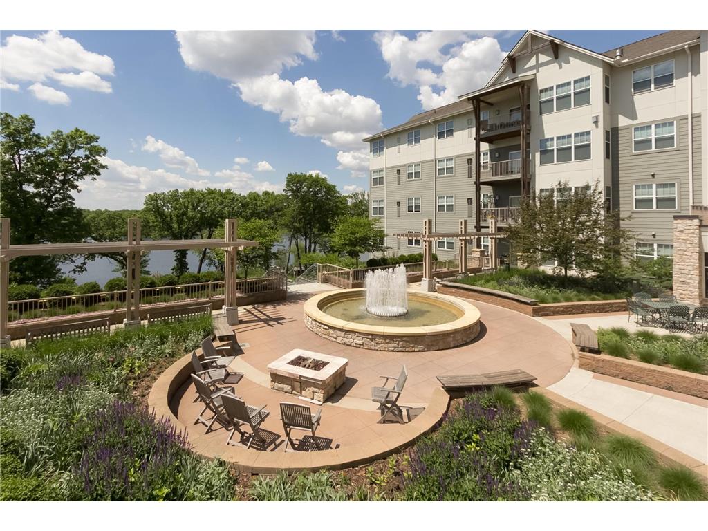 1900 Rush Lake Trail #110 New Brighton MN 55112 - Rush 6751960 image1