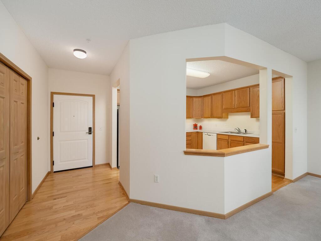 1900 Rush Lake Trail #126 New Brighton MN 55112 - Rush 7039158 image2