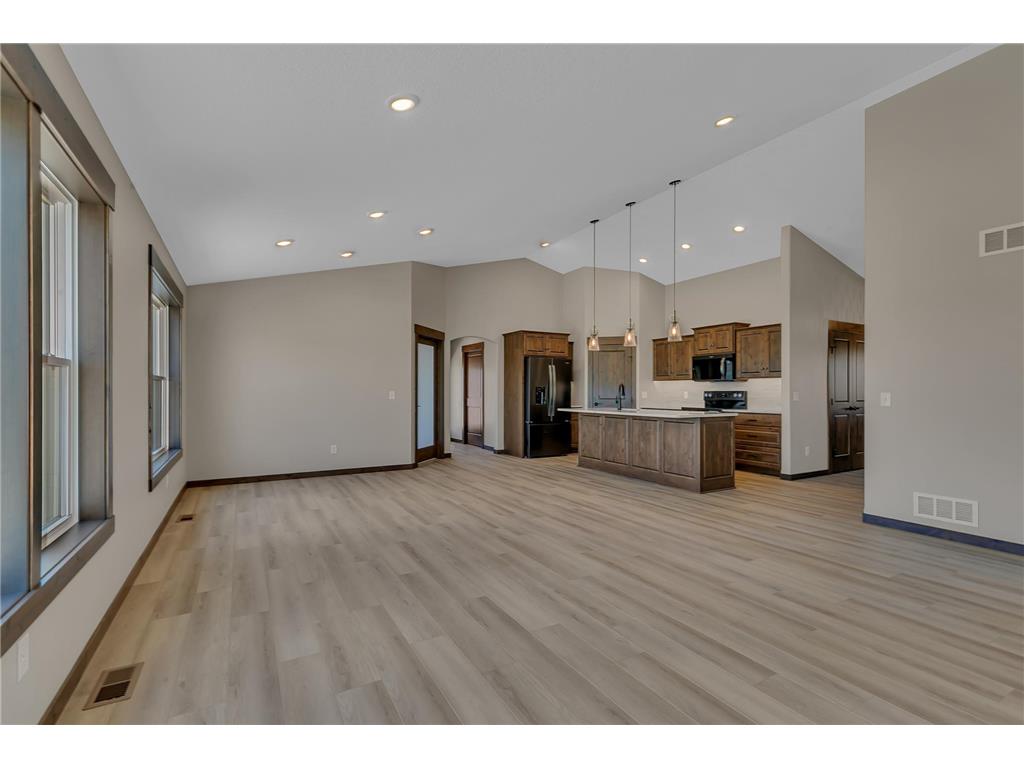 1900 Sandstone Loop S Sartell MN 56377 7000862 image14