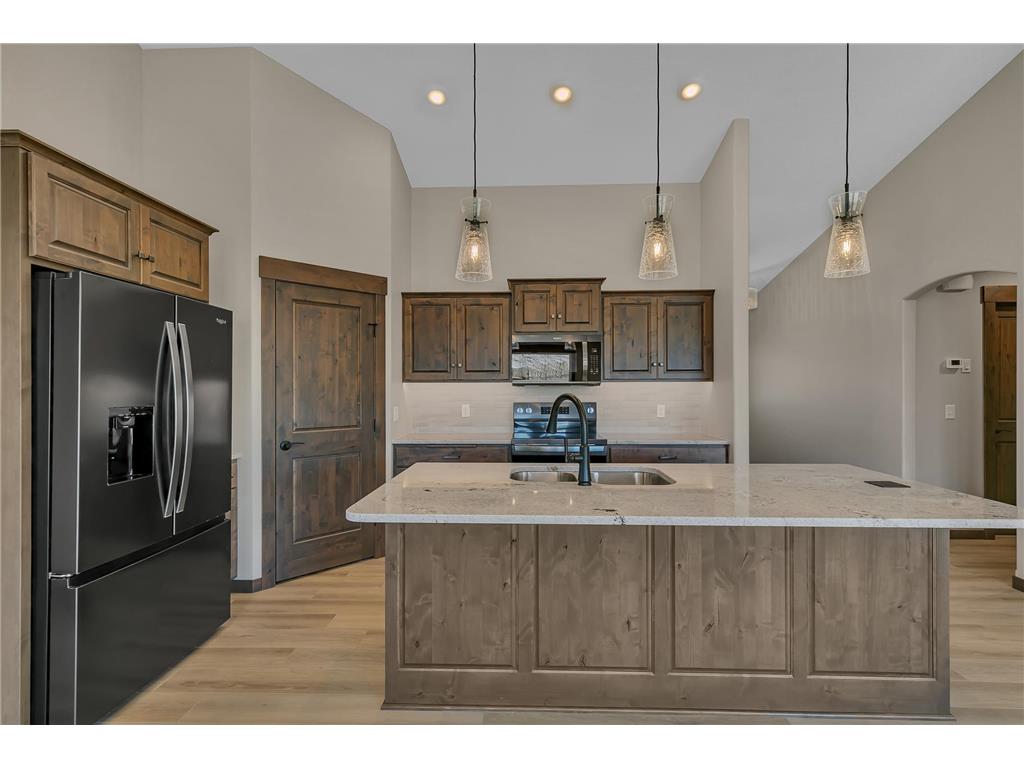 1900 Sandstone Loop S Sartell MN 56377 7000862 image3
