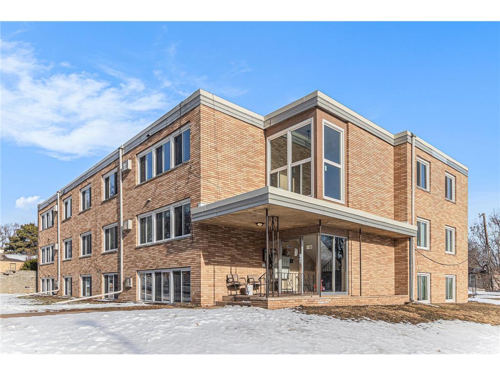 1900 Vincent Avenue N Minneapolis MN 55411 6813799 image1