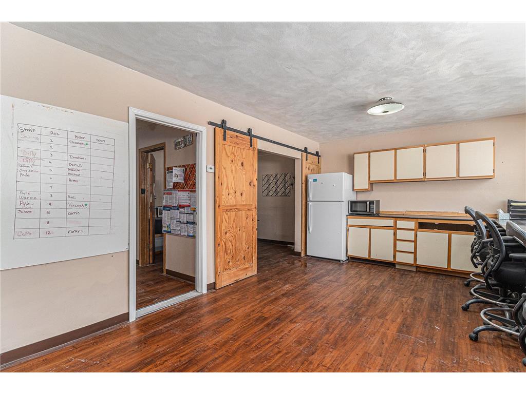 1900 Vincent Avenue N Minneapolis MN 55411 6813799 image16