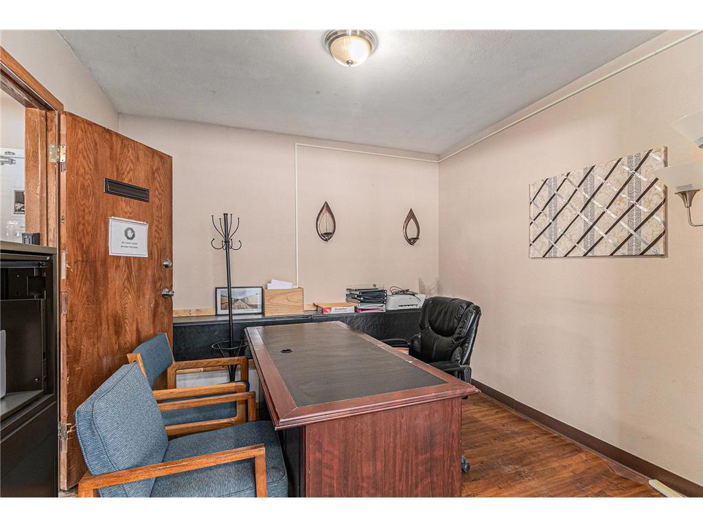 1900 Vincent Avenue N Minneapolis MN 55411 6813799 image17