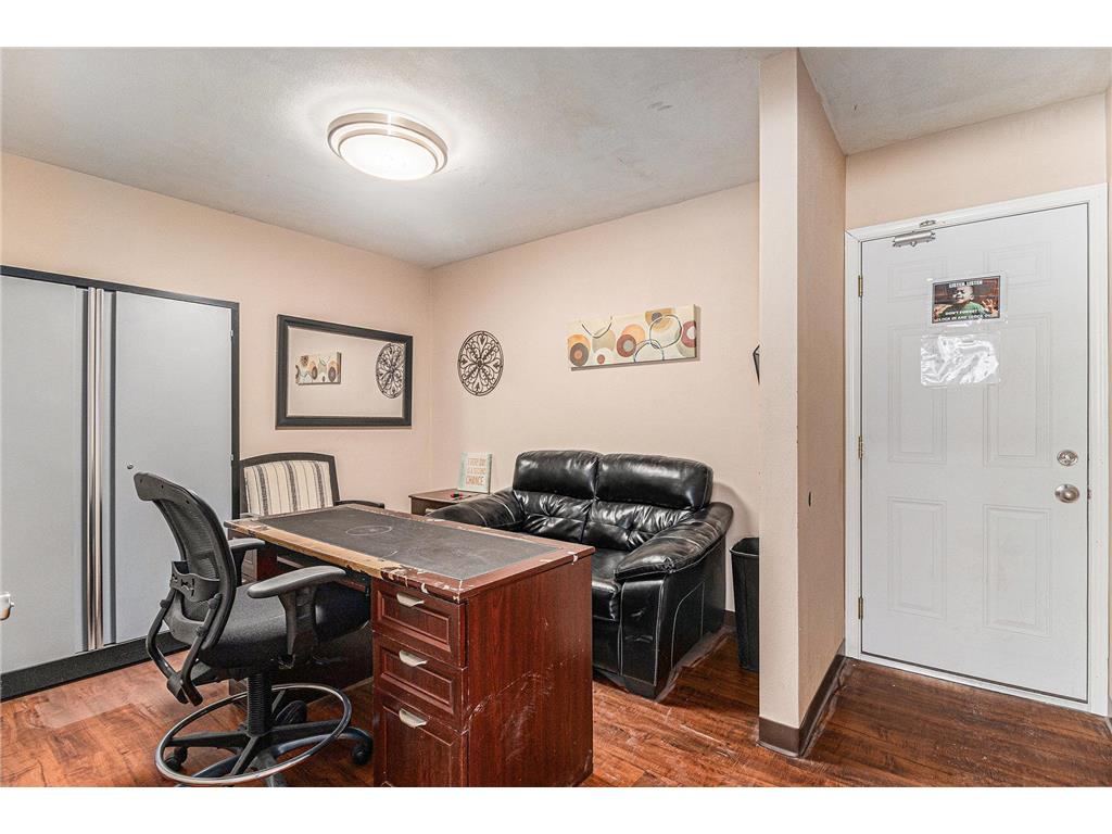 1900 Vincent Avenue N Minneapolis MN 55411 6813799 image18