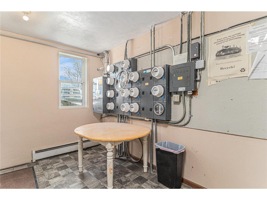 1900 Vincent Avenue N Minneapolis MN 55411 6813799 image24