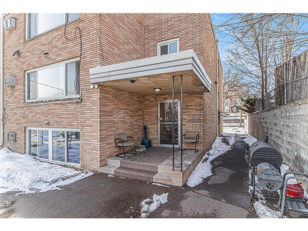 1900 Vincent Avenue N Minneapolis MN 55411 6813799 image26