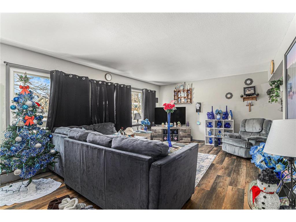 1900 Vincent Avenue N Minneapolis MN 55411 6813799 image8