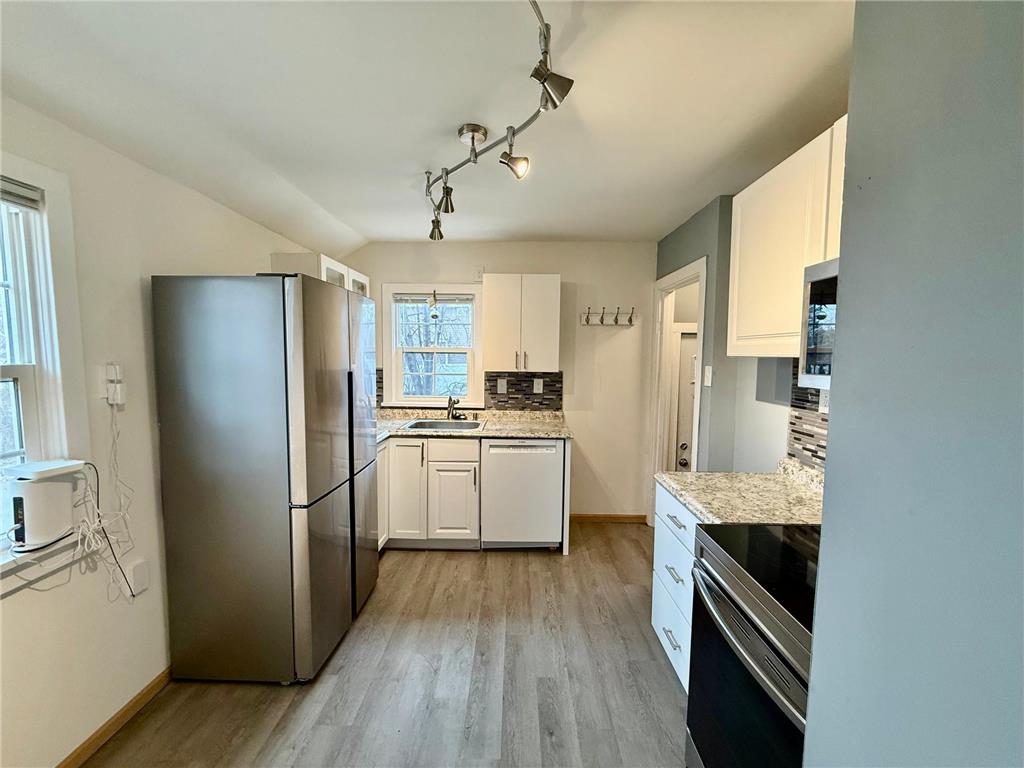 19002 Old Excelsior Boulevard Minnetonka MN 55345 7043076 image11