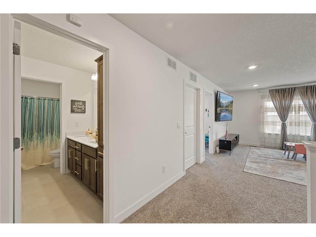 1901 Aztec Avenue Shakopee MN 55379 7032481 image25