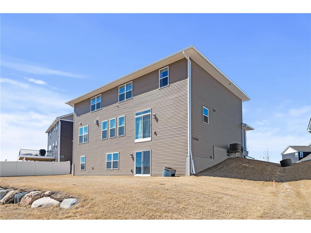 1901 Aztec Avenue Shakopee MN 55379 7032481 image31