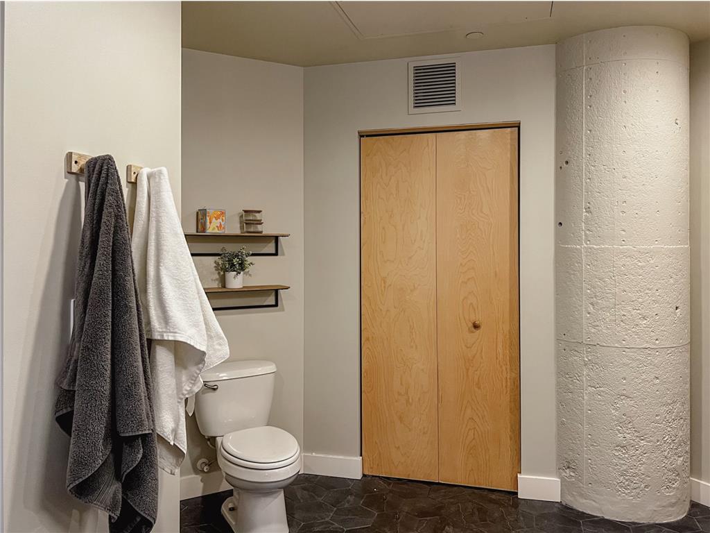 1901 E Hennepin Avenue #104 Minneapolis MN 55413 7082613 image10