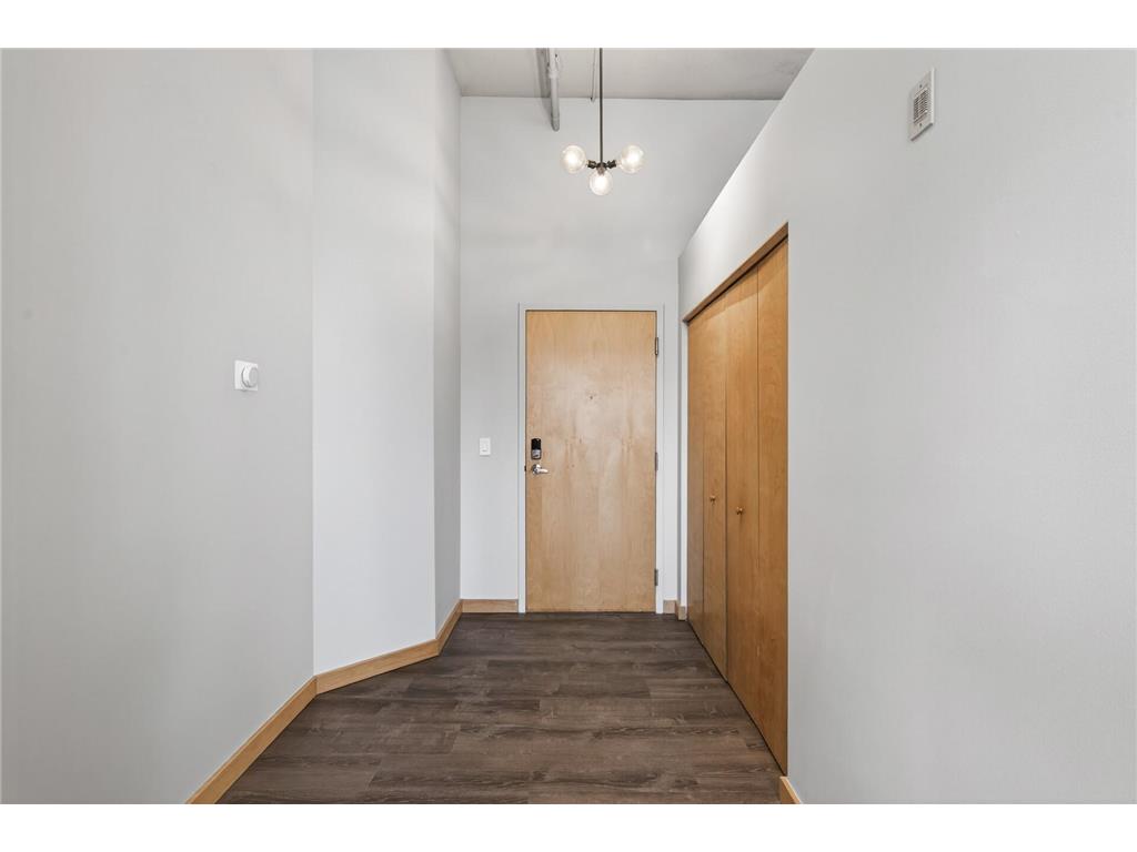 1901 E Hennepin Avenue #104 Minneapolis MN 55413 7082613 image13