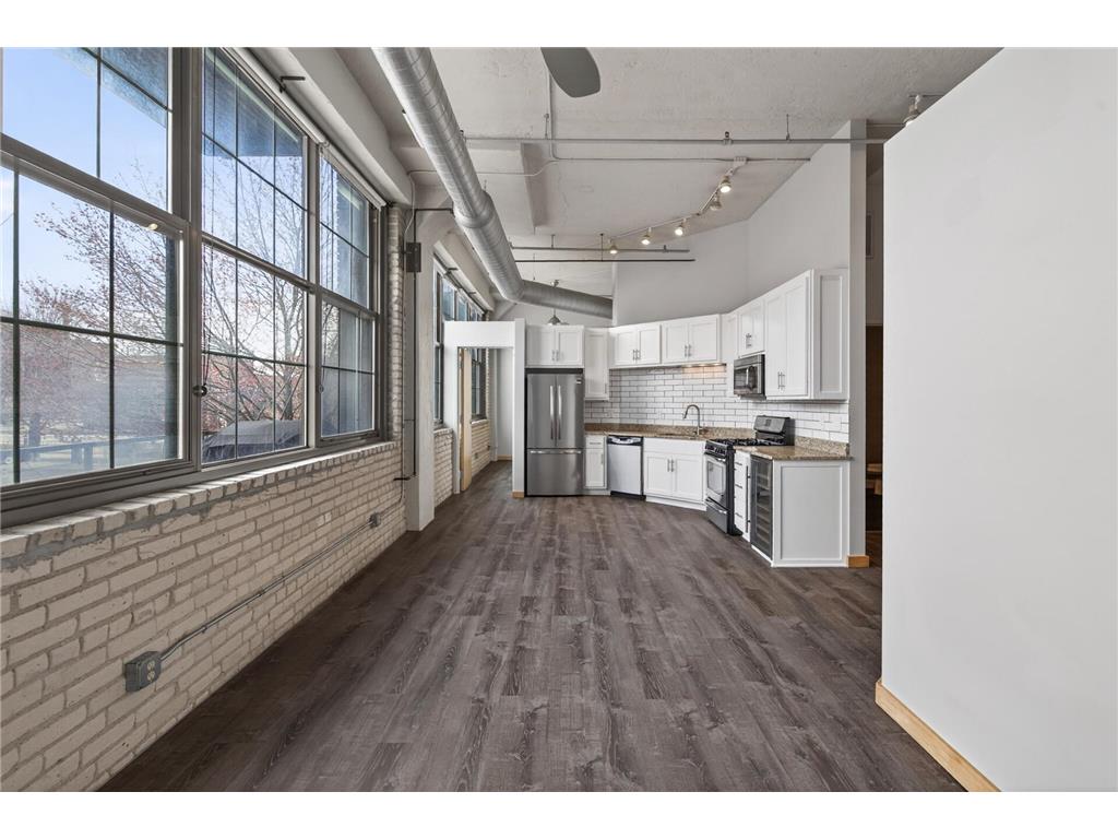 1901 E Hennepin Avenue #104 Minneapolis MN 55413 7082613 image20