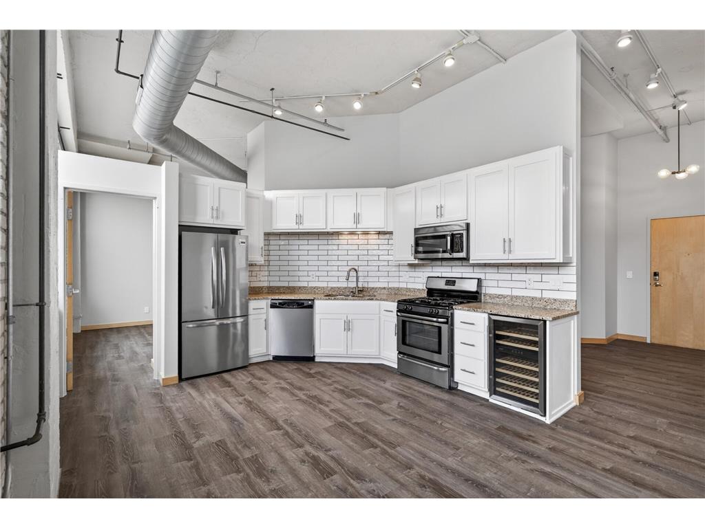 1901 E Hennepin Avenue #104 Minneapolis MN 55413 7082613 image22