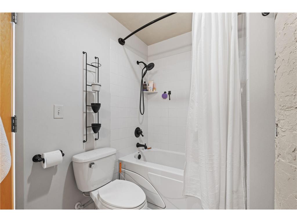 1901 E Hennepin Avenue #306 Minneapolis MN 55413 7041597 image11