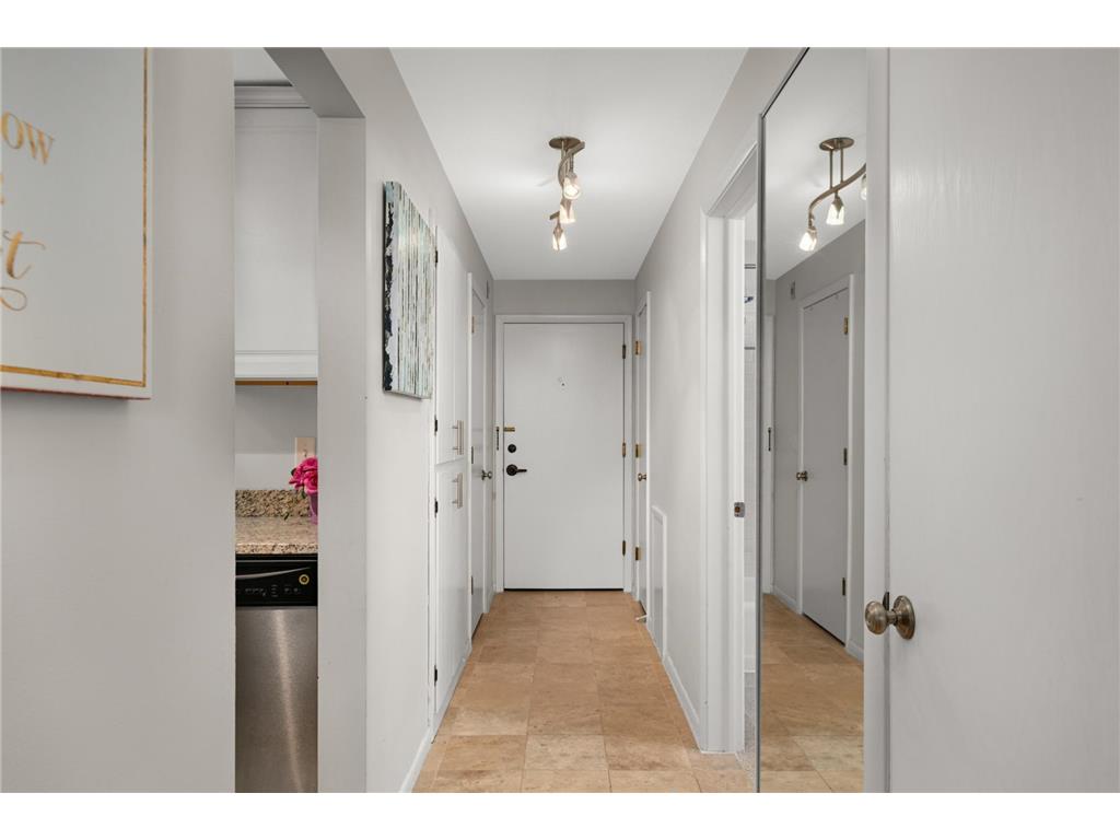 1901 Emerson Avenue S #104 Minneapolis MN 55403 7104852 image13