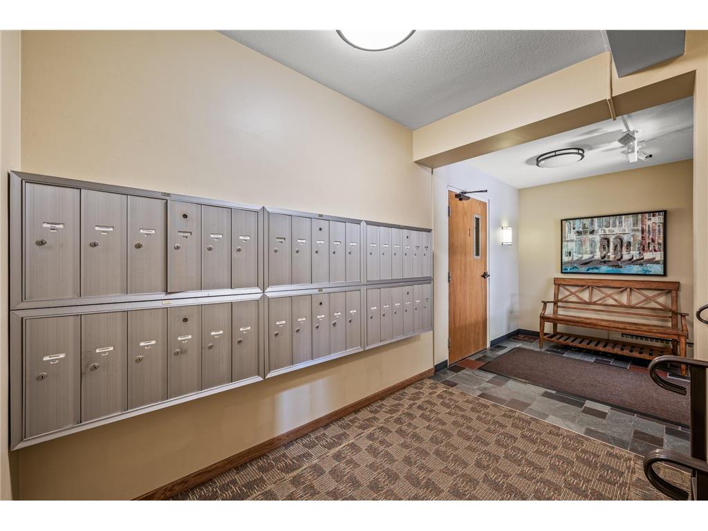 1901 Emerson Avenue S #303 Minneapolis MN 55403 7037321 image23