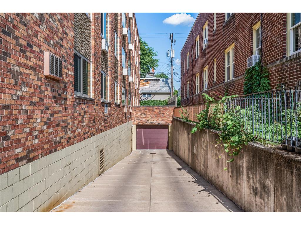 1901 Emerson Avenue S #303 Minneapolis MN 55403 7056860 image25