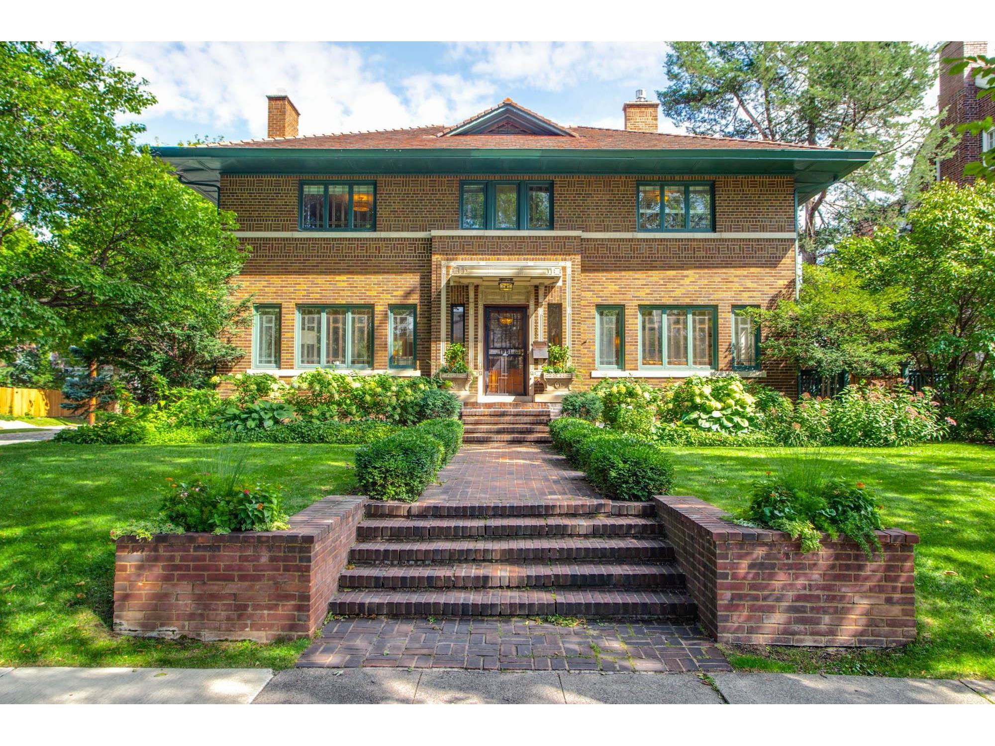 1901 Knox Avenue S, Minneapolis, MN 55403 MLS 5655892 Edina Realty