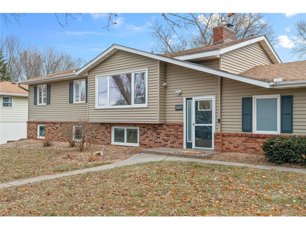 1901 Leann Drive Woodbury MN 55125 6630422 image1