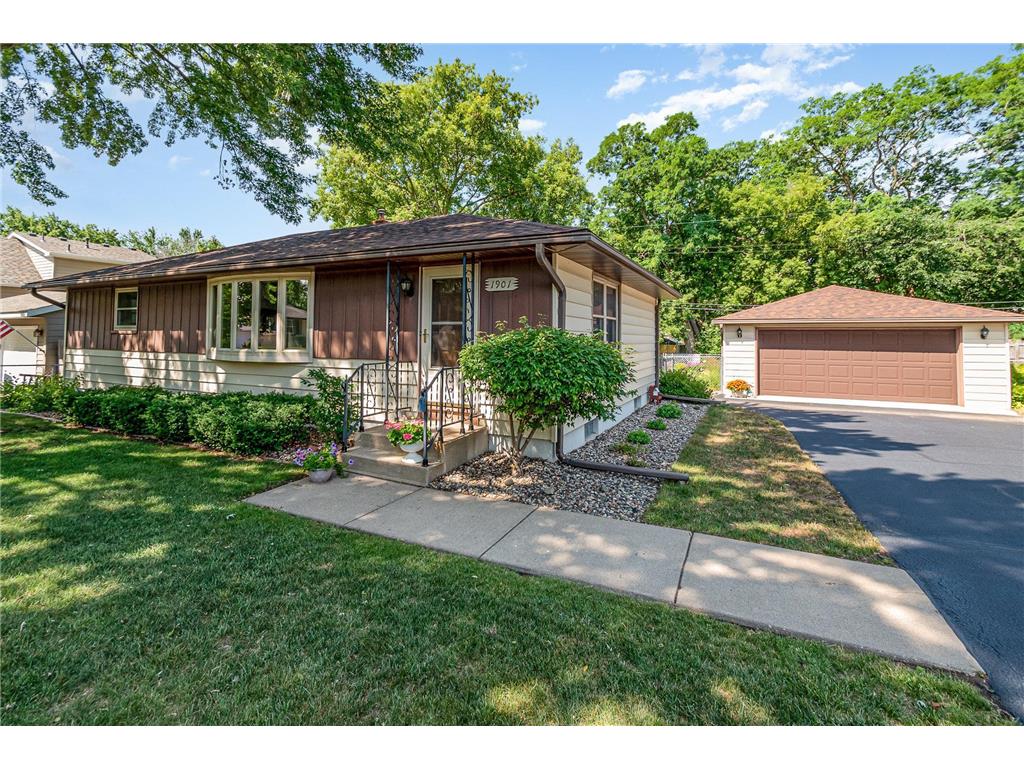 1901 Manton Street Maplewood MN 55109 6395269 image1
