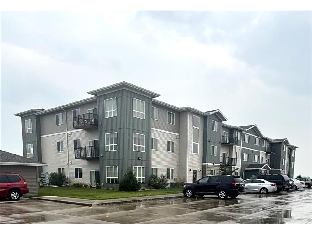 1901 Pirate Drive #113 Crookston MN 56716 6826407 image2