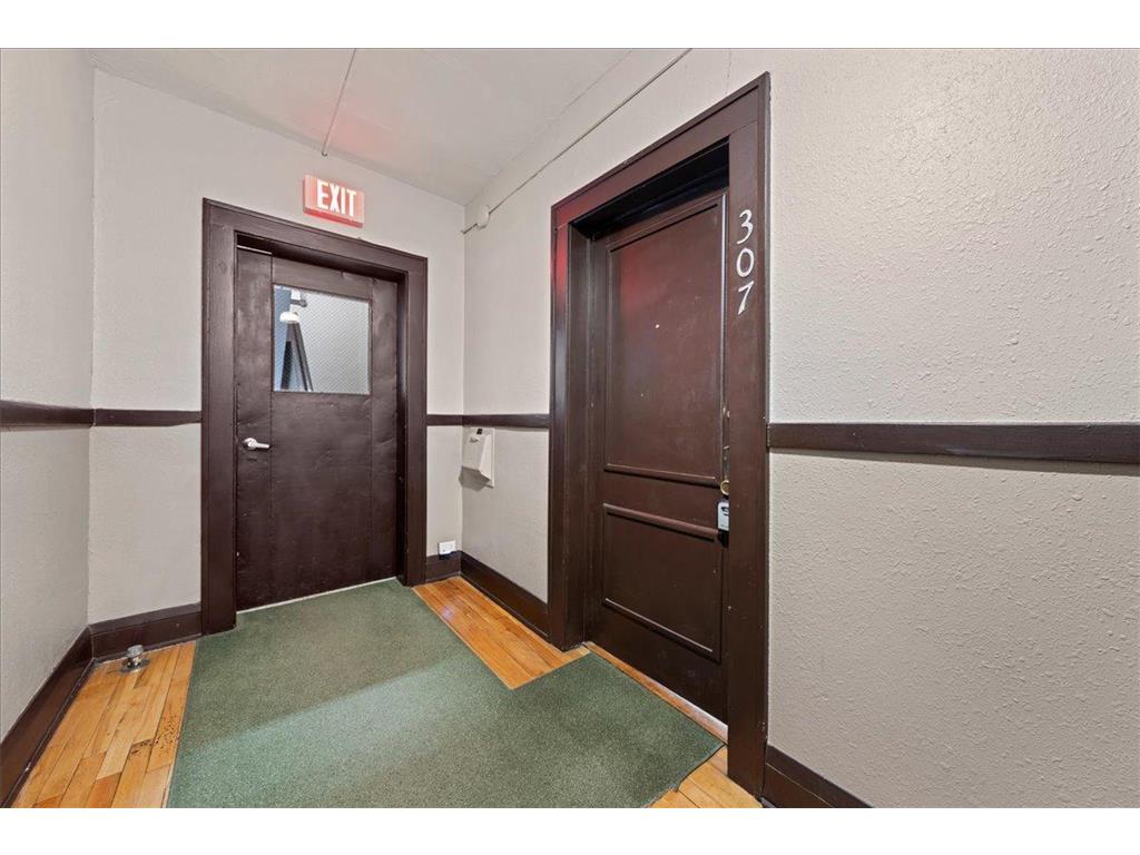 1901 Stevens Avenue #307 Minneapolis MN 55403 7059409 image2
