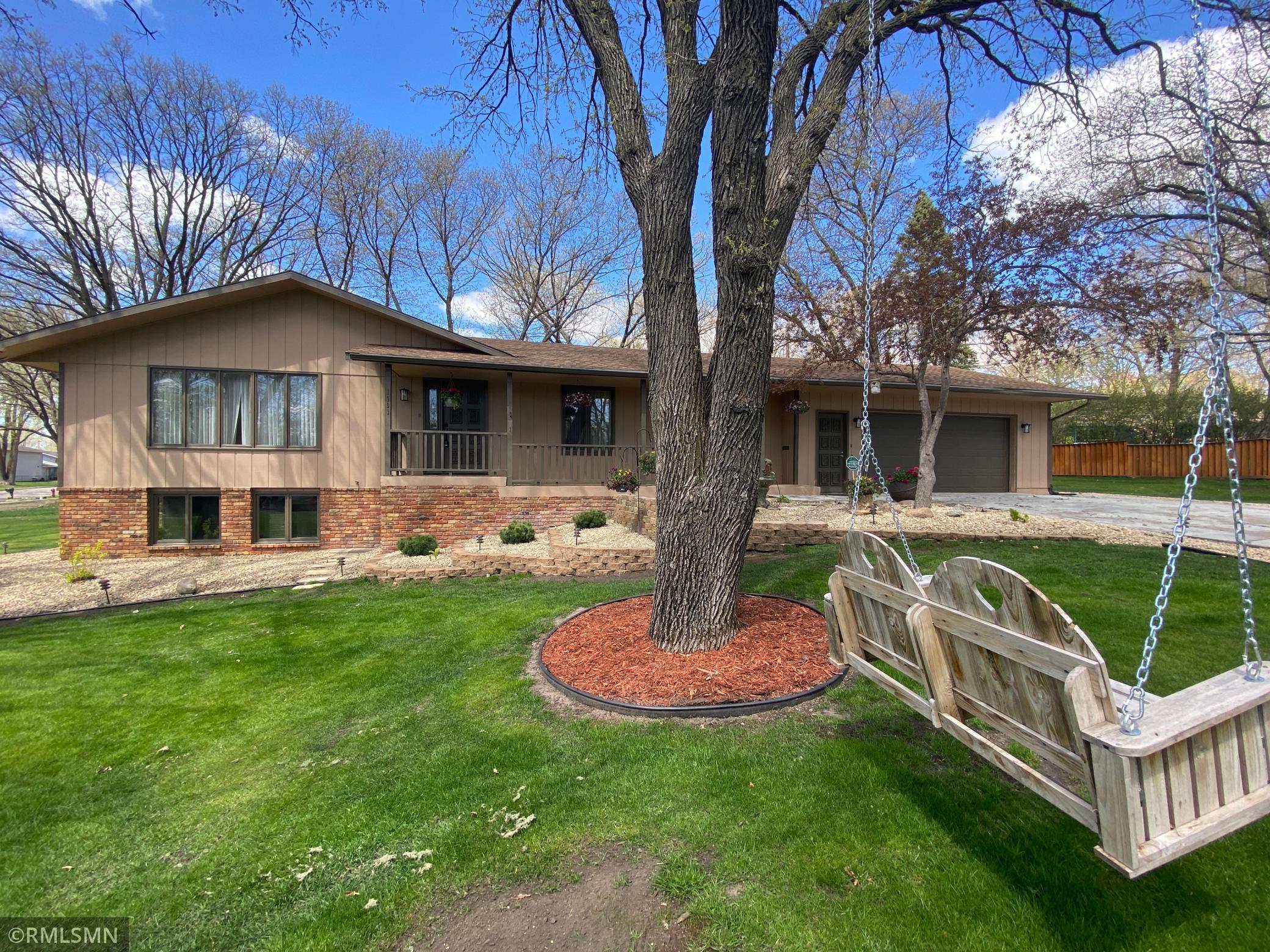 1901 Summit Drive, Saint Cloud, MN 56303 MLS 5752645 Edina Realty