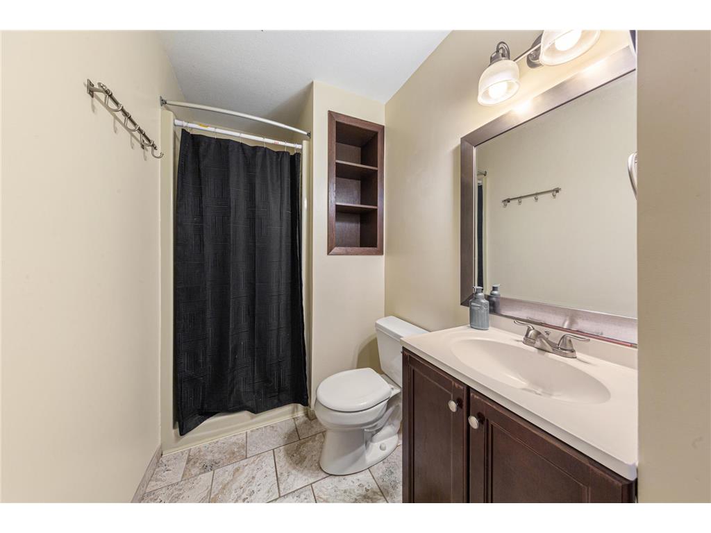 1902 Brookside Drive Albert Lea MN 56007 7036436 image10