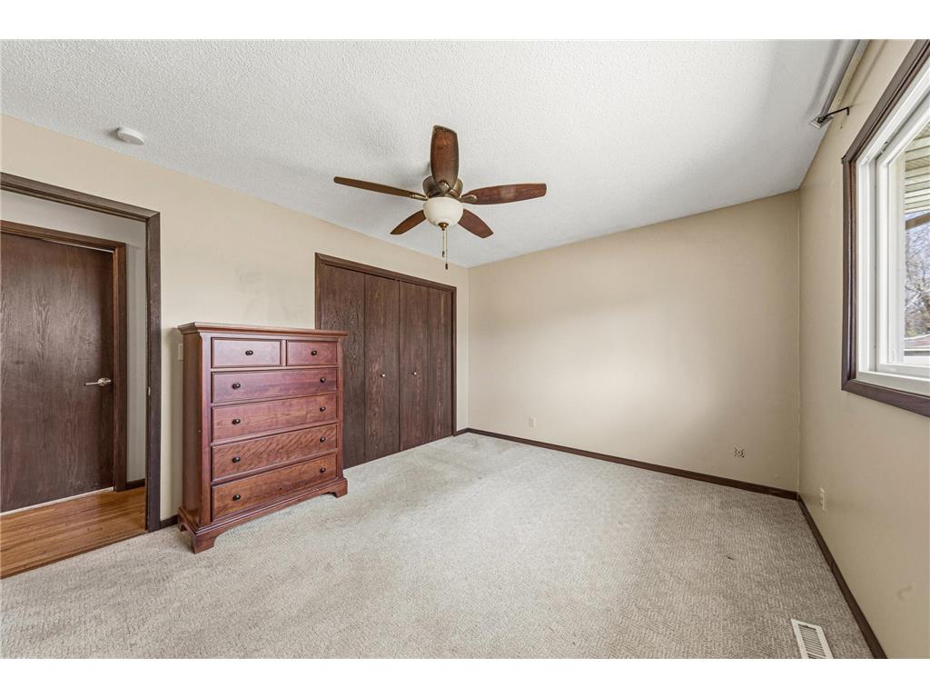 1902 Brookside Drive Albert Lea MN 56007 7036436 image7