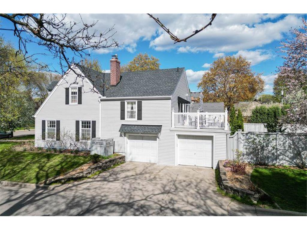 1902 Pinehurst Avenue Saint Paul MN 55116 7047033 image3