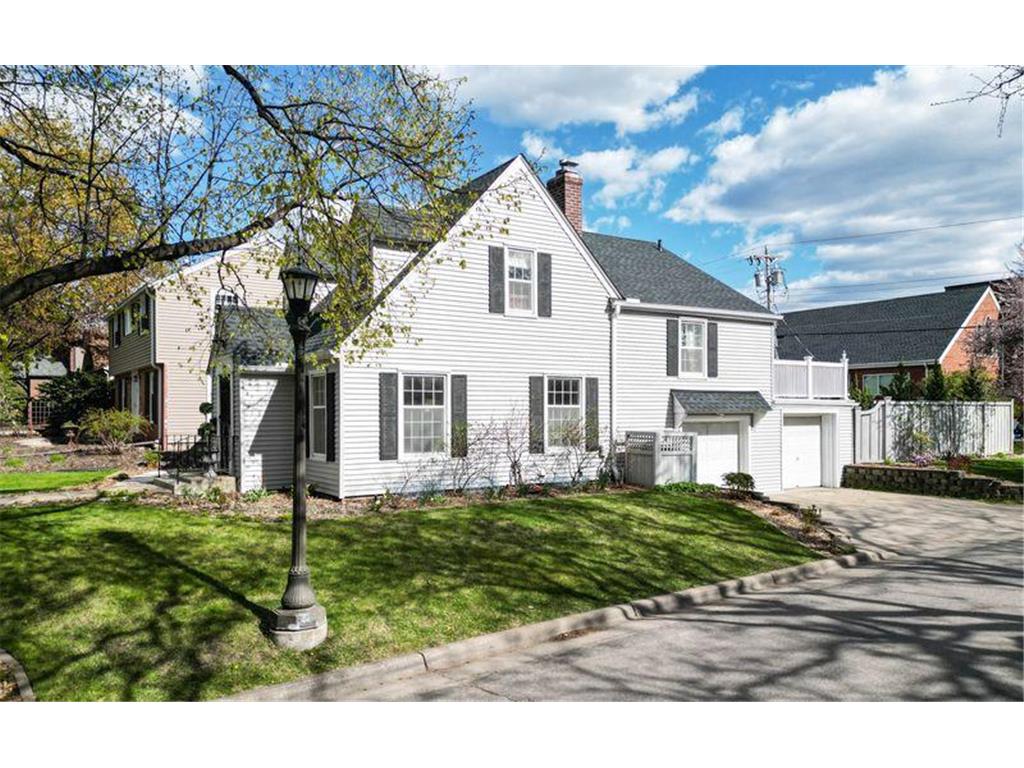 1902 Pinehurst Avenue Saint Paul MN 55116 7047033 image4