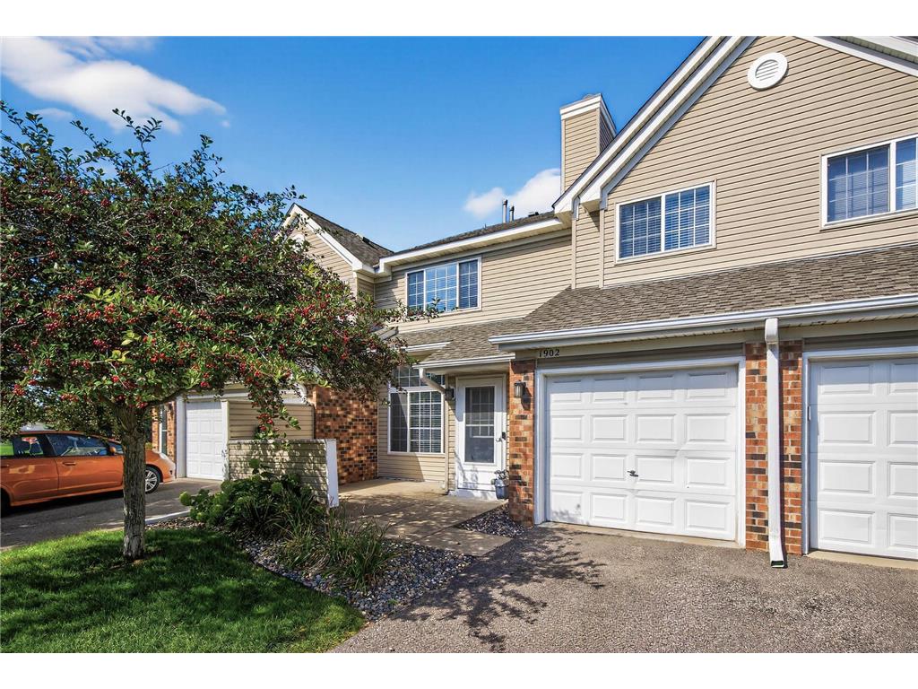 1902 Sapphire Point #110 Eagan MN 55122 6793007 image1