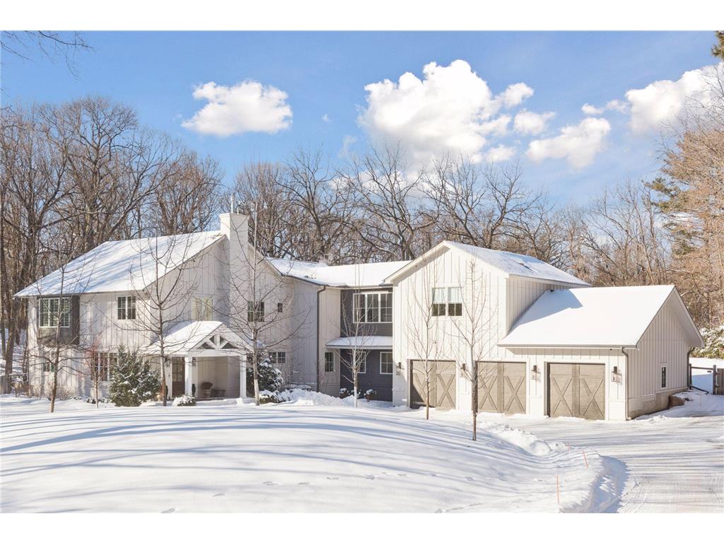 19020 Minnetonka Boulevard Deephaven MN 55391 6760566 image1