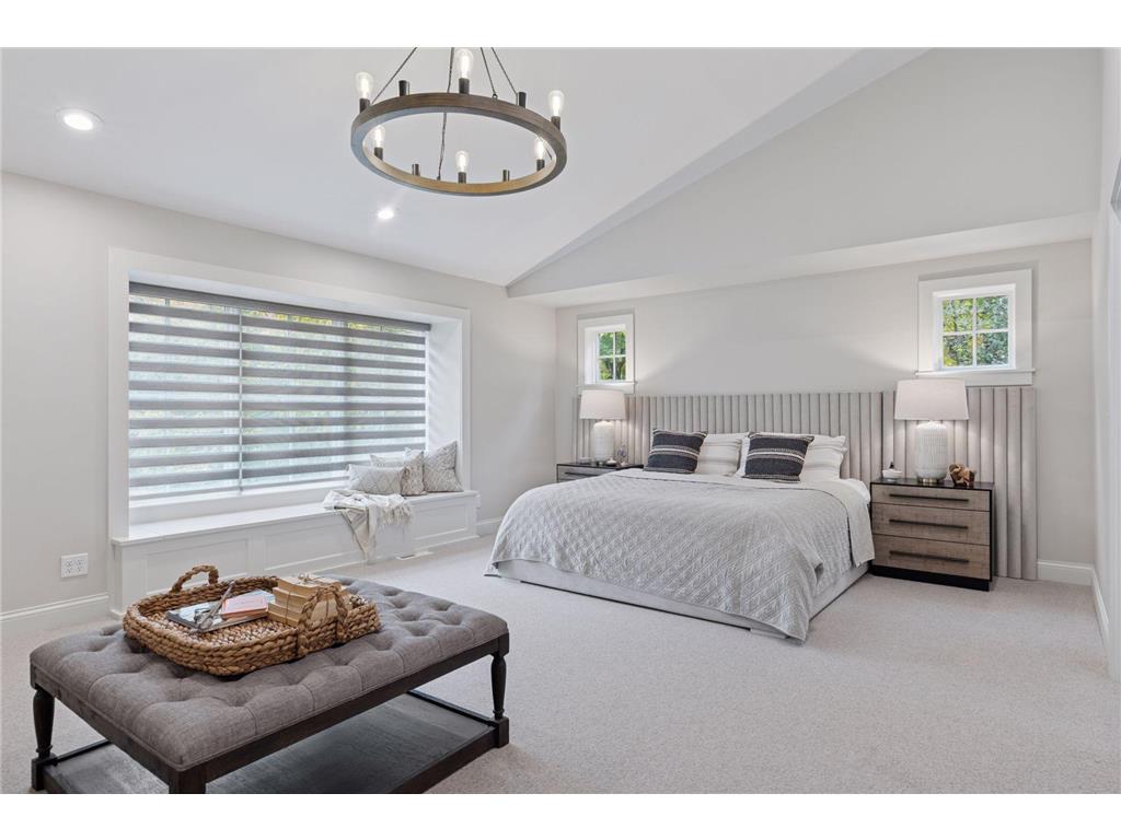 19020 Minnetonka Boulevard Deephaven MN 55391 6760566 image12