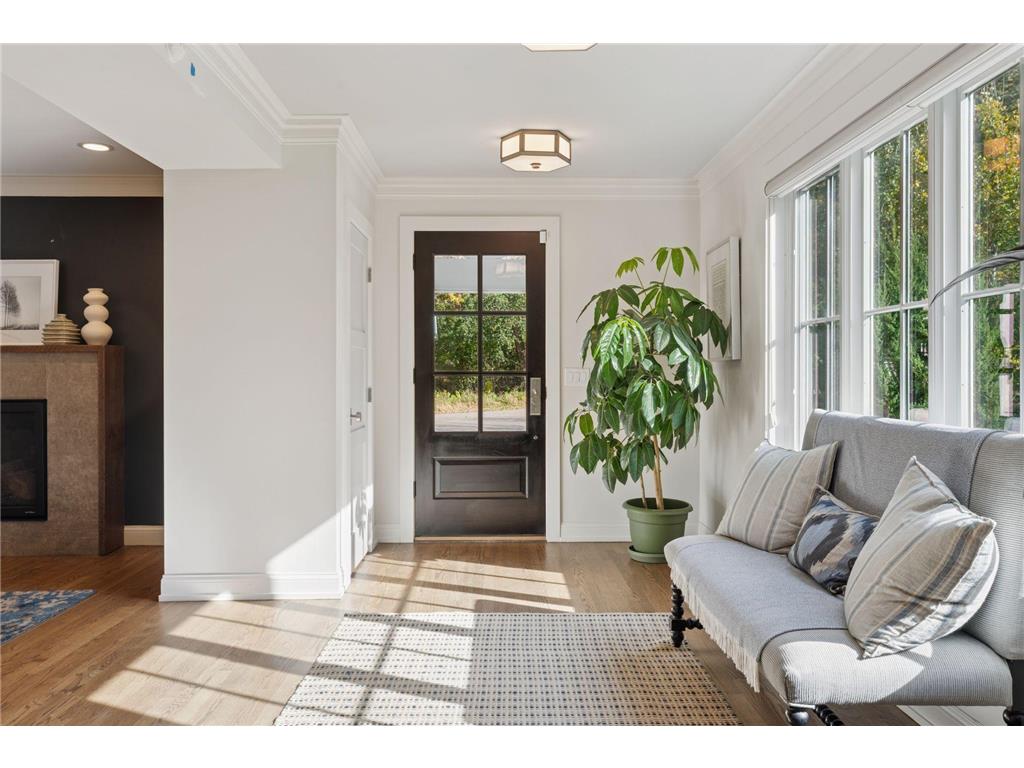 19020 Minnetonka Boulevard Deephaven MN 55391 6760566 image2