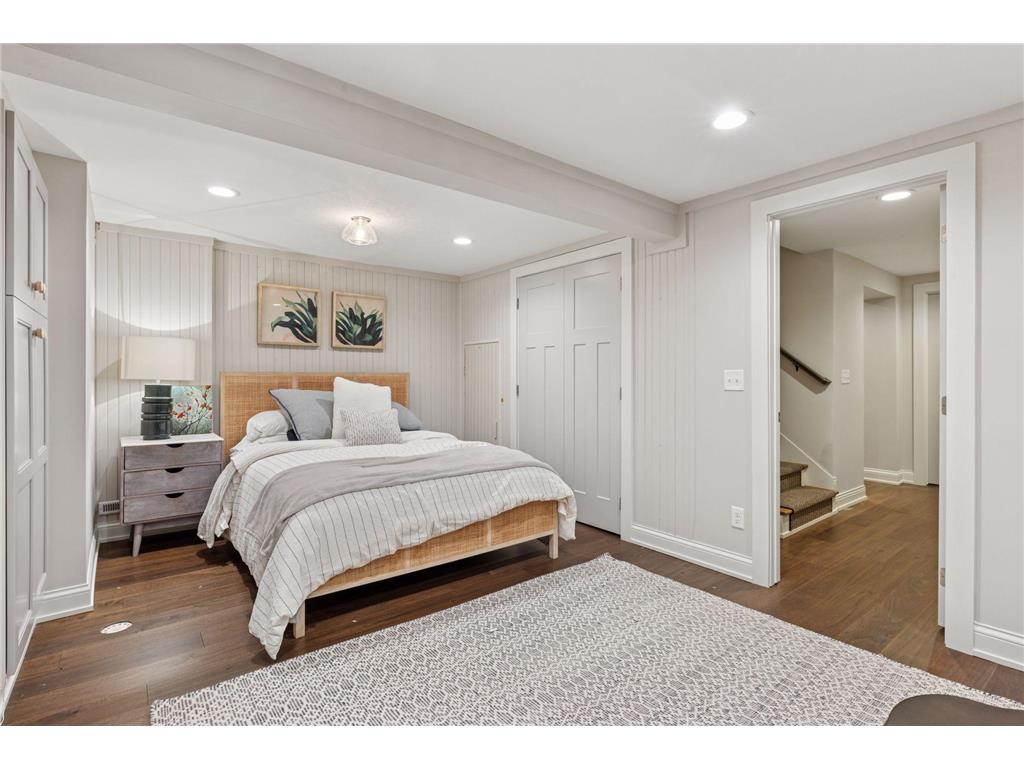 19020 Minnetonka Boulevard Deephaven MN 55391 6760566 image23