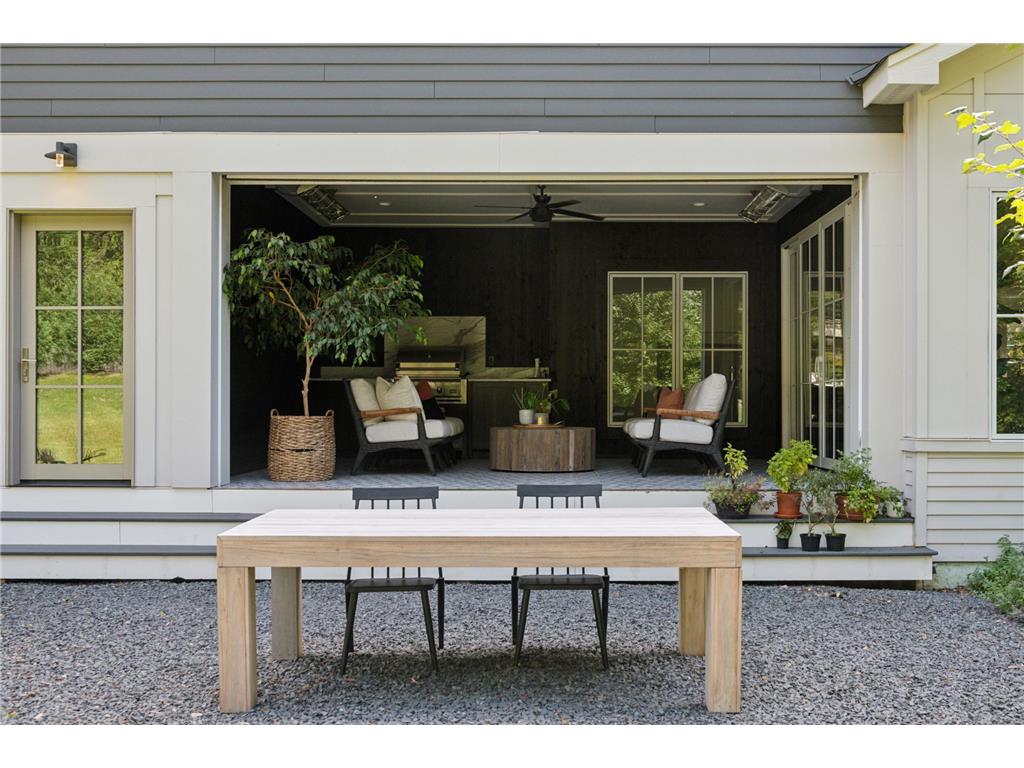 19020 Minnetonka Boulevard Deephaven MN 55391 6760566 image31