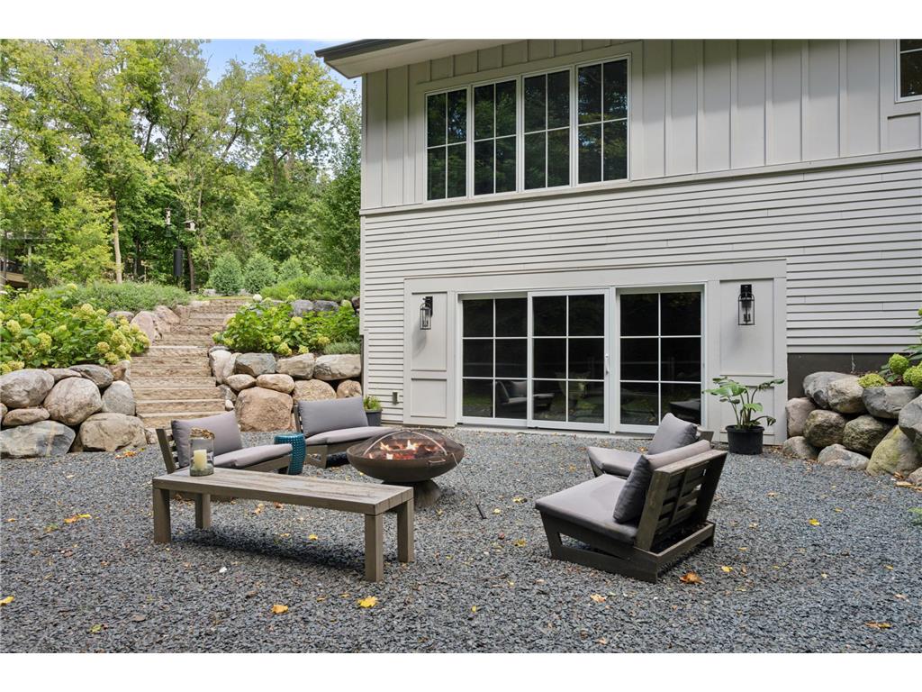 19020 Minnetonka Boulevard Deephaven MN 55391 6760566 image32