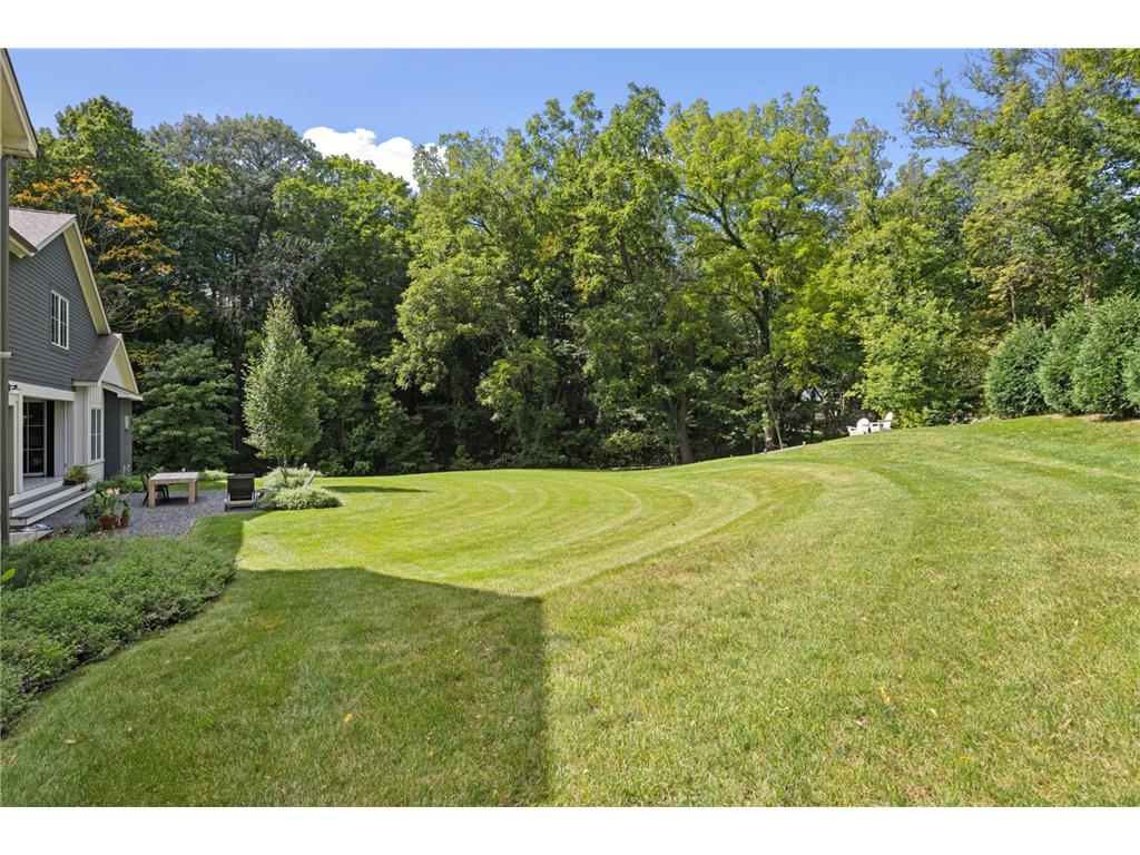 19020 Minnetonka Boulevard Deephaven MN 55391 6760566 image34