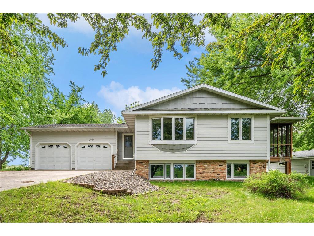 19021 N Diamond Lake Road Dayton MN 55374 6492789 image1