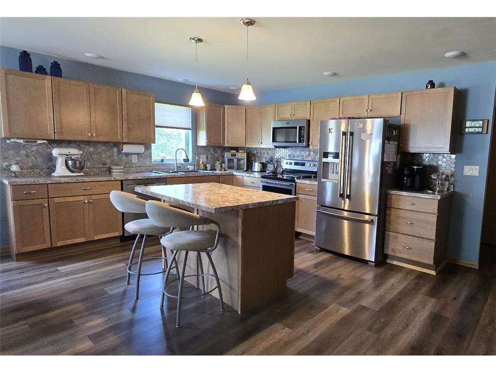 1903 Bud Road Windom MN 56101 6774958 image6