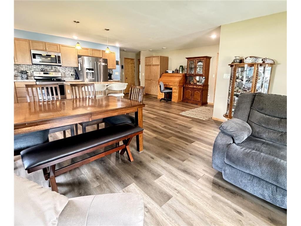 1903 Bud Road Windom MN 56101 7099725 image11