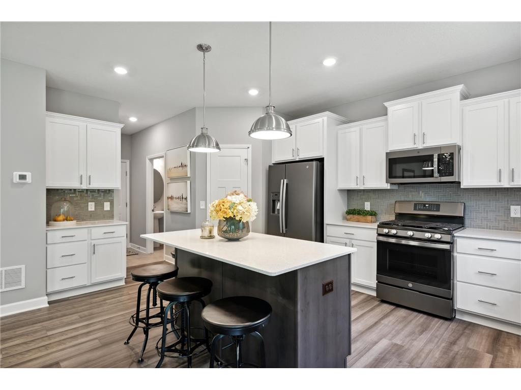 1903 Ironwood Drive Lane, Carver, MN, 55315 MLS 6273059 Edina Realty