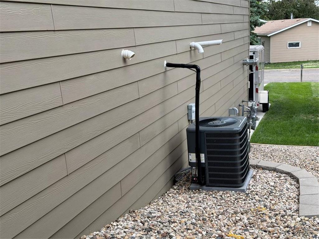 1903 Mark Drive Albert Lea MN 56007 7084194 image11